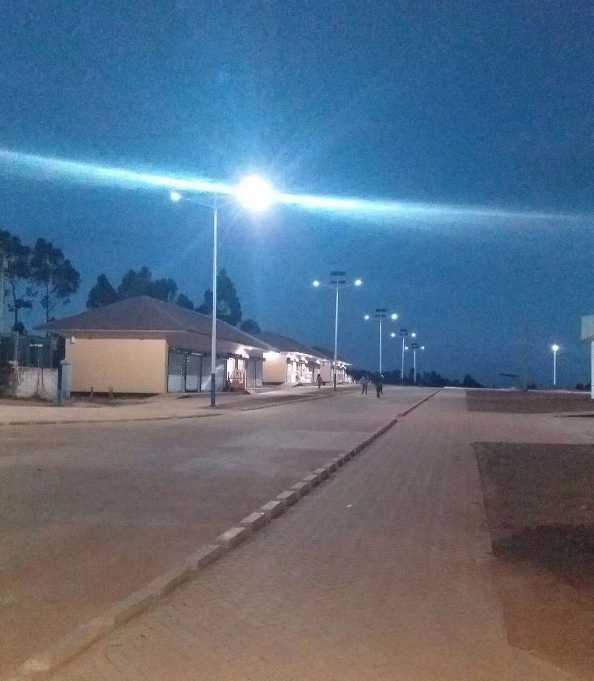 泽库县非洲科特迪瓦太阳能路灯工程